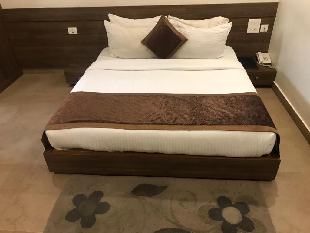 Hotel City Square Hisār Dış mekan fotoğraf