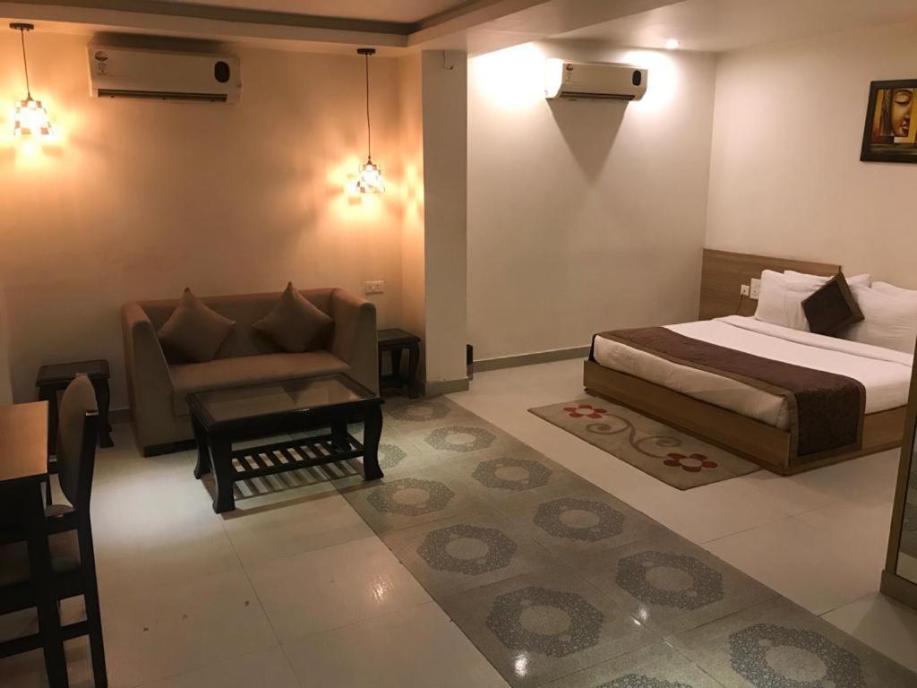 Hotel City Square Hisār Dış mekan fotoğraf