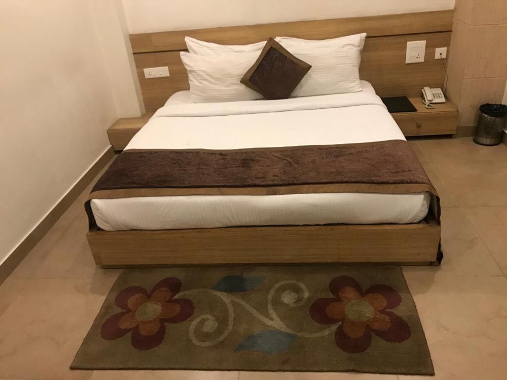 Hotel City Square Hisār Dış mekan fotoğraf